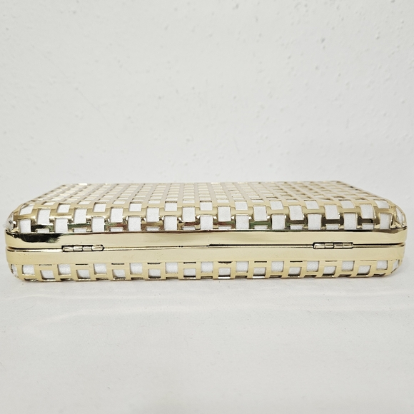 BCBGMaxAzria Minna Cage Clutch Evening Bag in Gold - Picture 8 of 12